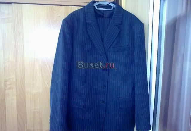 Новый школьный костюм на 10-12л+2брюки в под Москва