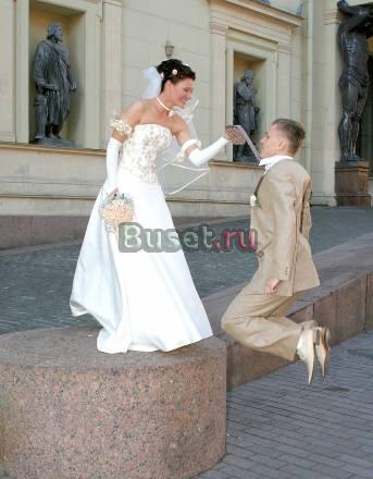 Продается Свадебное платье Санкт-Петербург