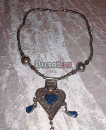 Индийское металлическое колье с синими камнями Москва