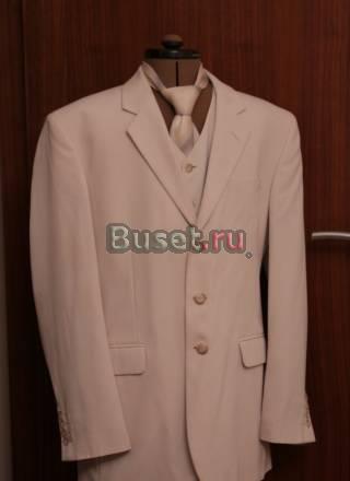 Костюм (тройка) Москва