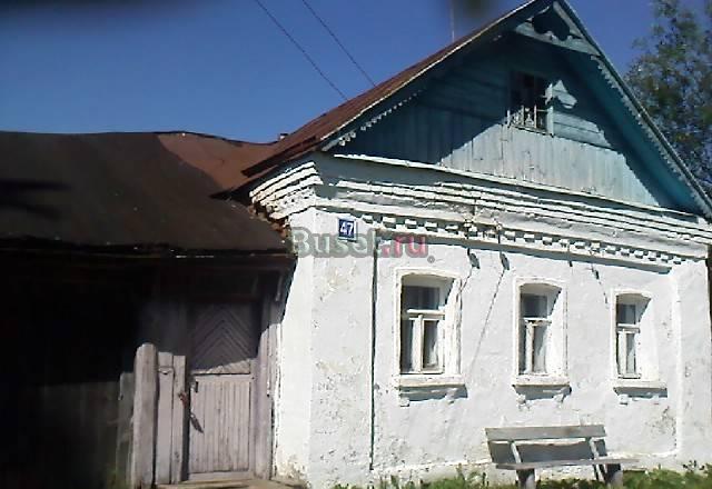Кирпичный домик в деревне Собинка