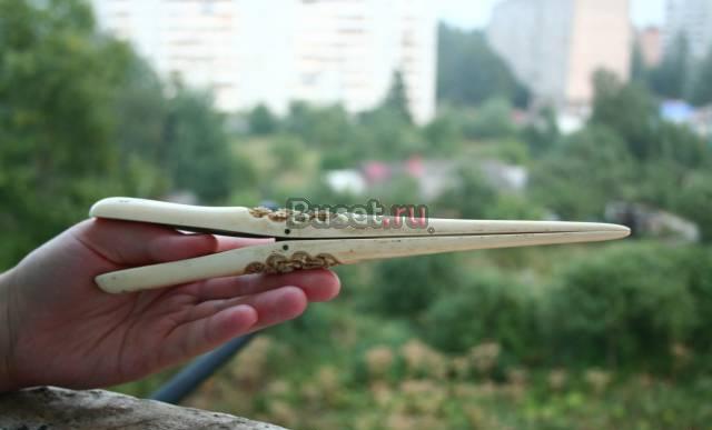 Продам щипцы перчаточные из слонов.кости 1800-1900 Москва