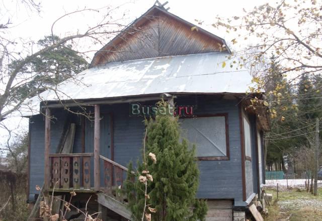 2х-этажный бревенчатый дом,на участке 11 соток Конаково