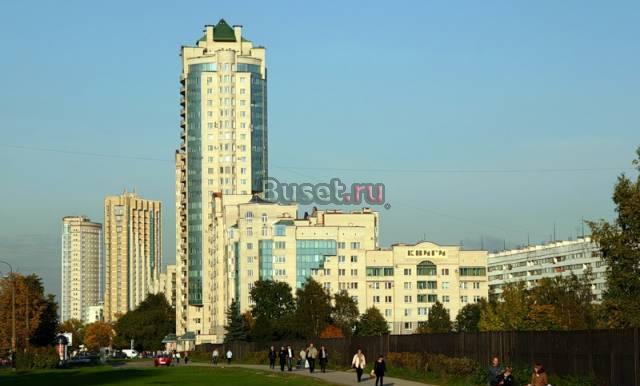 Сдам 1 ккв в новом доме м.Купчино Санкт-Петербург