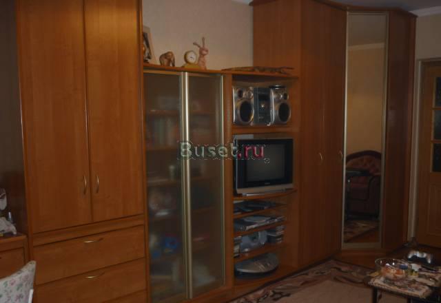 Стенка с угловым шкафом + комп. стол Москва