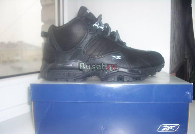Кроссовки новые кожаные зимние Reebok р-р 39-39,5 Москва