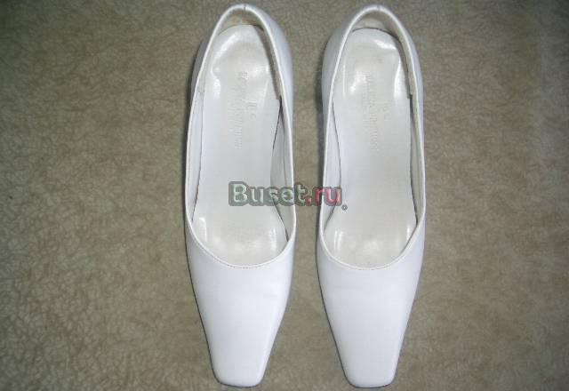 Туфли белые р.36 Москва