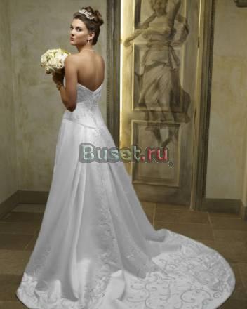 Классическое белоснежное свадебное платье Санкт-Петербург