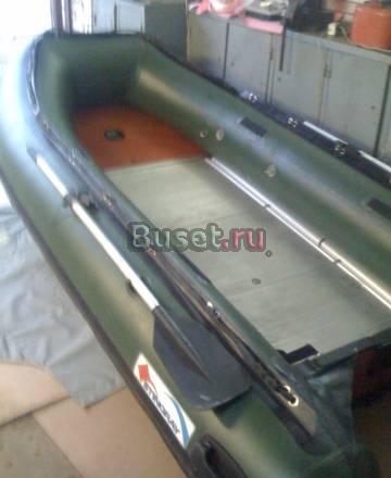 Продам лодку  с лодочным мотором Санкт-Петербург