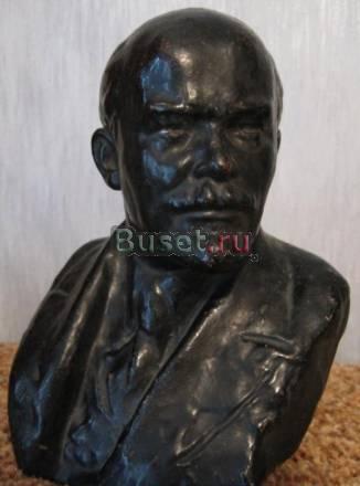 Бюст в.И.Ленина. керамика . Гжель. 30-е гг Москва