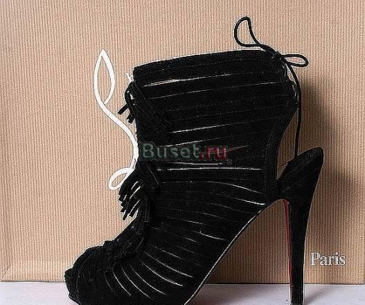 Christian Louboutin Москва