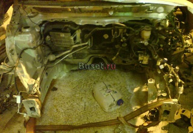 Разбираем Тойоту Ярис 2008г Челябинск