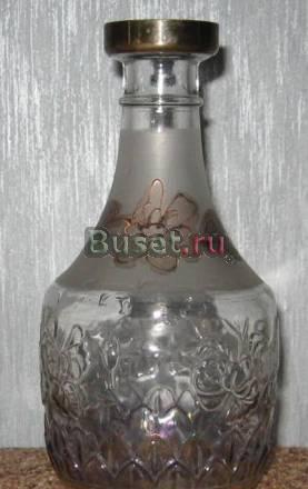 Старинный графин с инкрустацией Москва