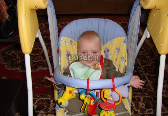 Качели graco и Развивающий коврик Санкт-Петербург