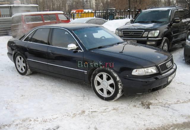 Audi S8 Москва