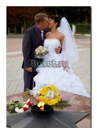 Шикарное свадебное платье недорого Москва