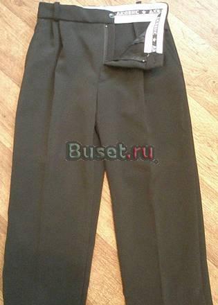 Обменяю на памперсы школьные брюки (1 кл) Санкт-Петербург