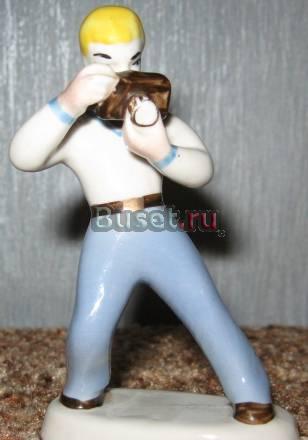 Статуэтка фарфоровая " Моряк-фотограф". 60-е гг Москва