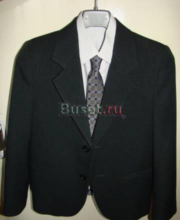 Одежда на 7-9 лет костюм, жилет, 2 рубашки Саратов