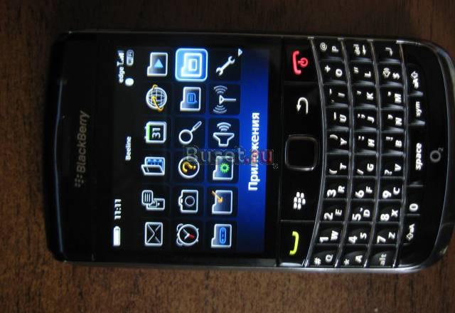 BlackBerry 9700 Bold Москва