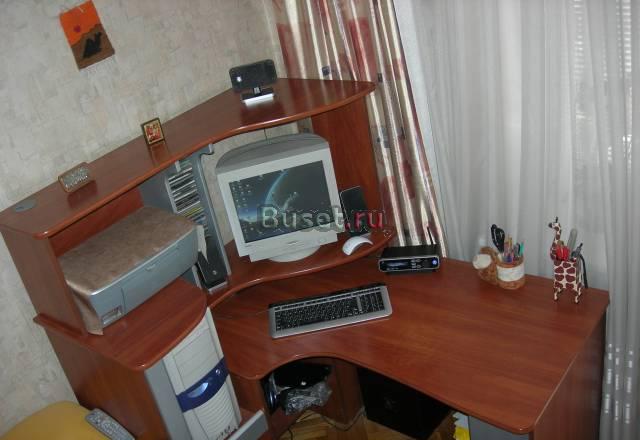 Продаю компьютерный стол Москва