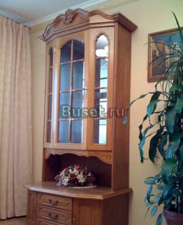 Шкаф из дуба с витриной Москва