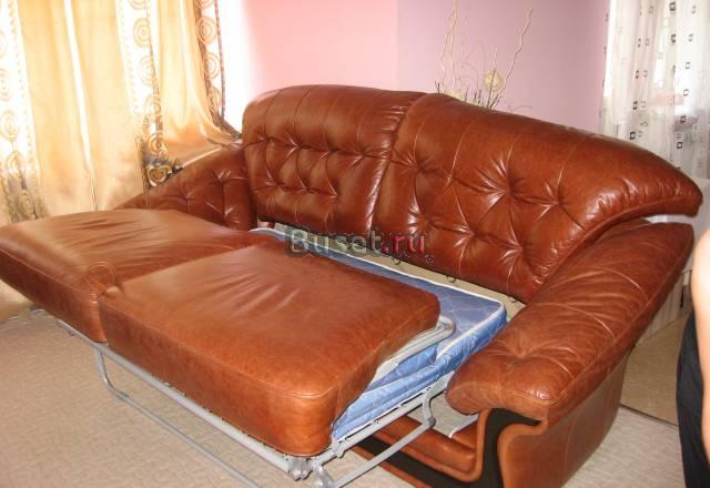 Кожаная мебель (диван+кресло) Москва