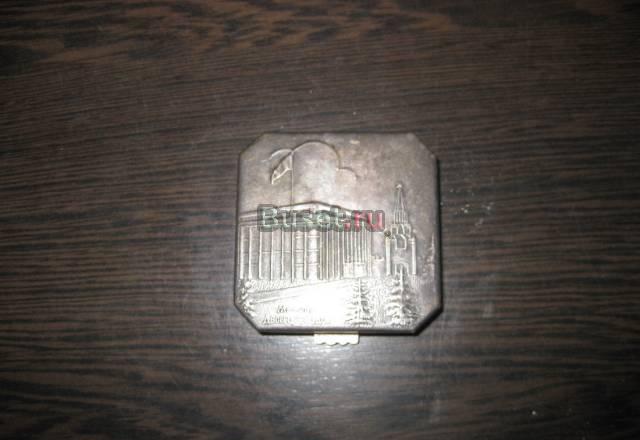 Пудреница мельхиоровая Москва