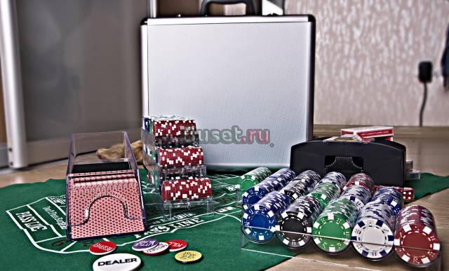 Набор для покера 600 фишек Москва