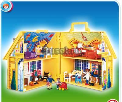 Кукольный дом в чемодане. Playmobil Москва