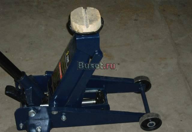 Домкрат подкатной 3т Москва