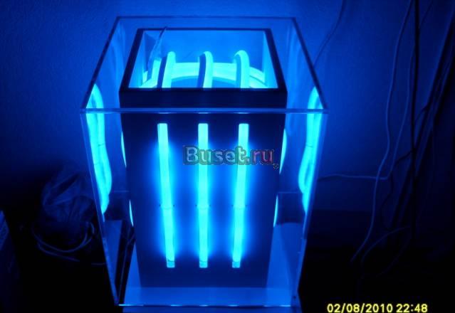 Стол с неоновой подсветкой Москва