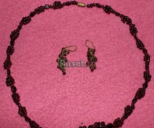 Гранатовый комплект бусы + серьги Москва