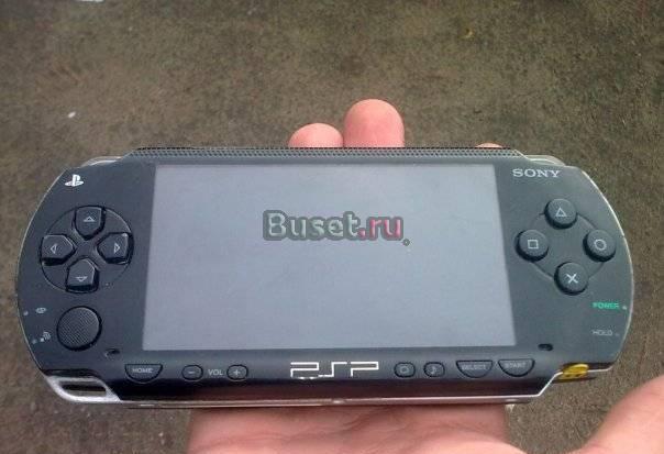Sony PSP 1008,карта 8гб,прошита 5.00м33-6,игры в к Санкт-Петербург