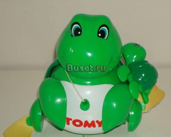 Черепашку (мать и дитя) фирмы Tomy Санкт-Петербург