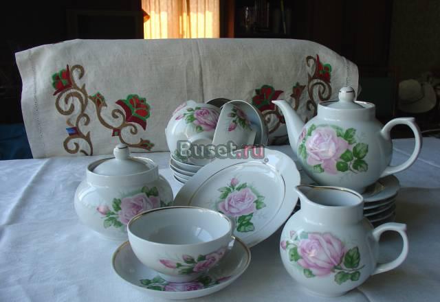 Новый красивый чайный сервиз "Розы" за 2995 руб Москва