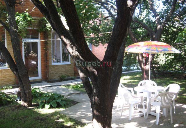 Усадьба  в Краснодаре (2 дома) мкр.Северный Краснодар