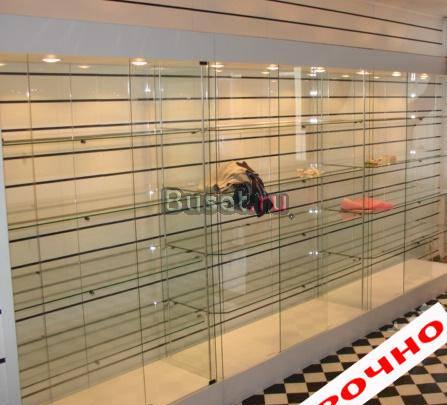 Продам стеклянные витрины Москва