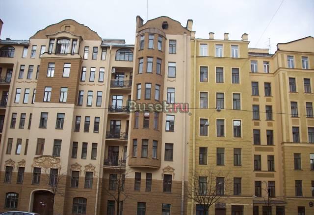 2к.кв. в полностью отремонтированном доме на в.О Санкт-Петербург