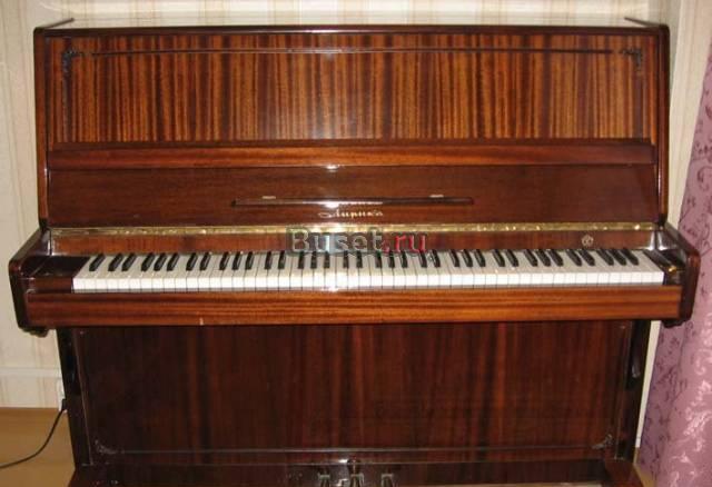 Пианин "Лирика" безвозмездно, с/в Владыкино Москва