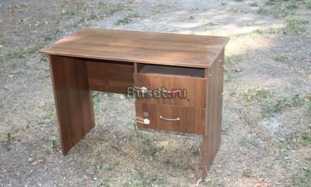 Письменный стол с ящичками б/у в хор.сост Москва