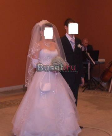 Свадебное платье,фата,полуперчатки,колье,серьги Москва