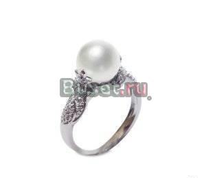 Серебряное кольцо с жемчугом Москва