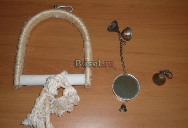 Продаю жердочку, зеркальце и колокольчики для птиц Ростов-на-Дону