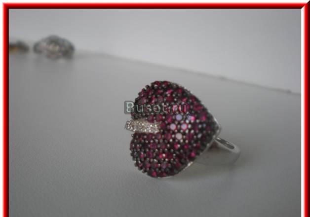 Оптовая цена Новое. Кольцо, рубин бриллианты Москва