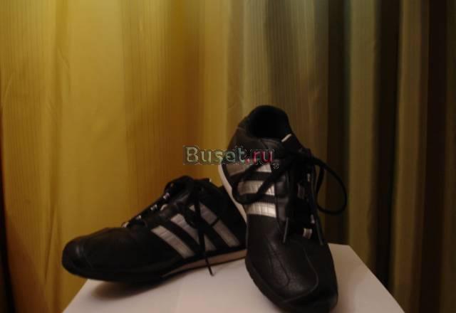 Кроссовки adidas Москва