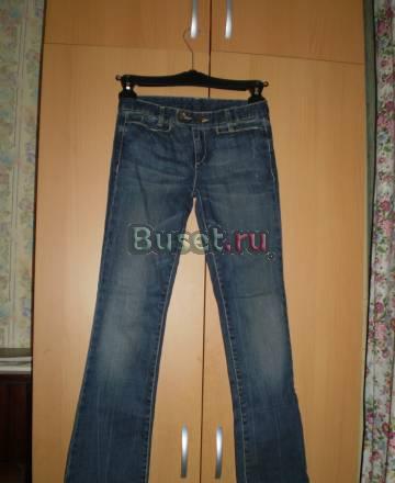 Джинсы benetton на миниатюрную девушку Москва