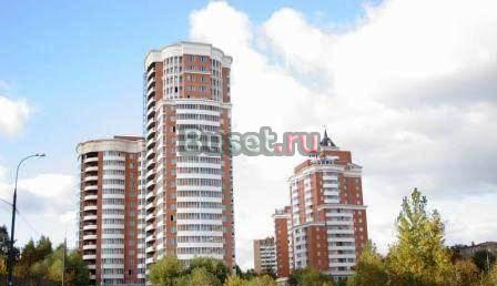 Продаю многокомнатную квартиру свободной планировк Москва