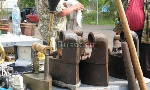 Самовар старинный угольный, подстаканники, утюги Москва