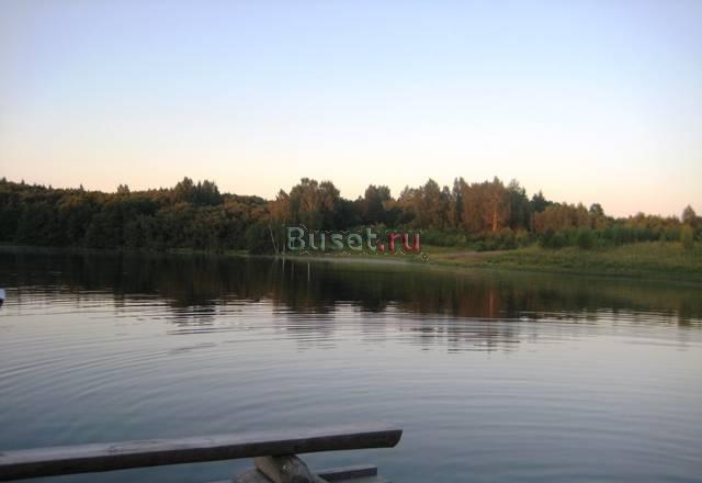 Участок 33 сотки, на берегу озера, 15 км от Валдая Валдай
